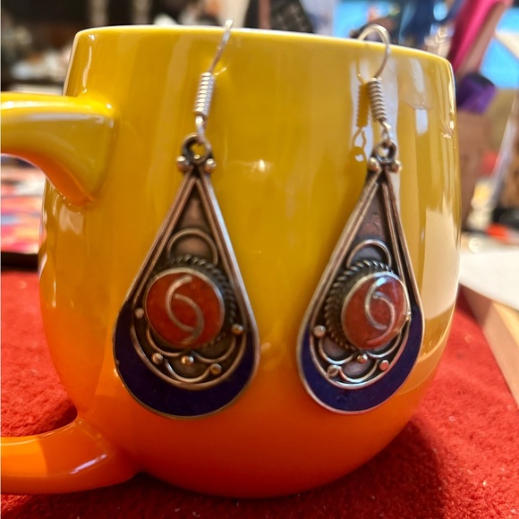 Tibetan Handcrafted Earrings Lapis & Coral NEW - Picture 5 of 6